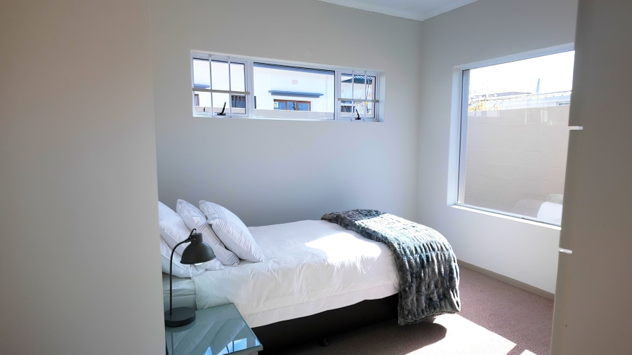 4 Bedroom Property for Sale in Middedorp Western Cape